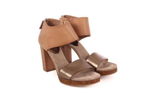 Brunello Cucinelli Strap Pumps